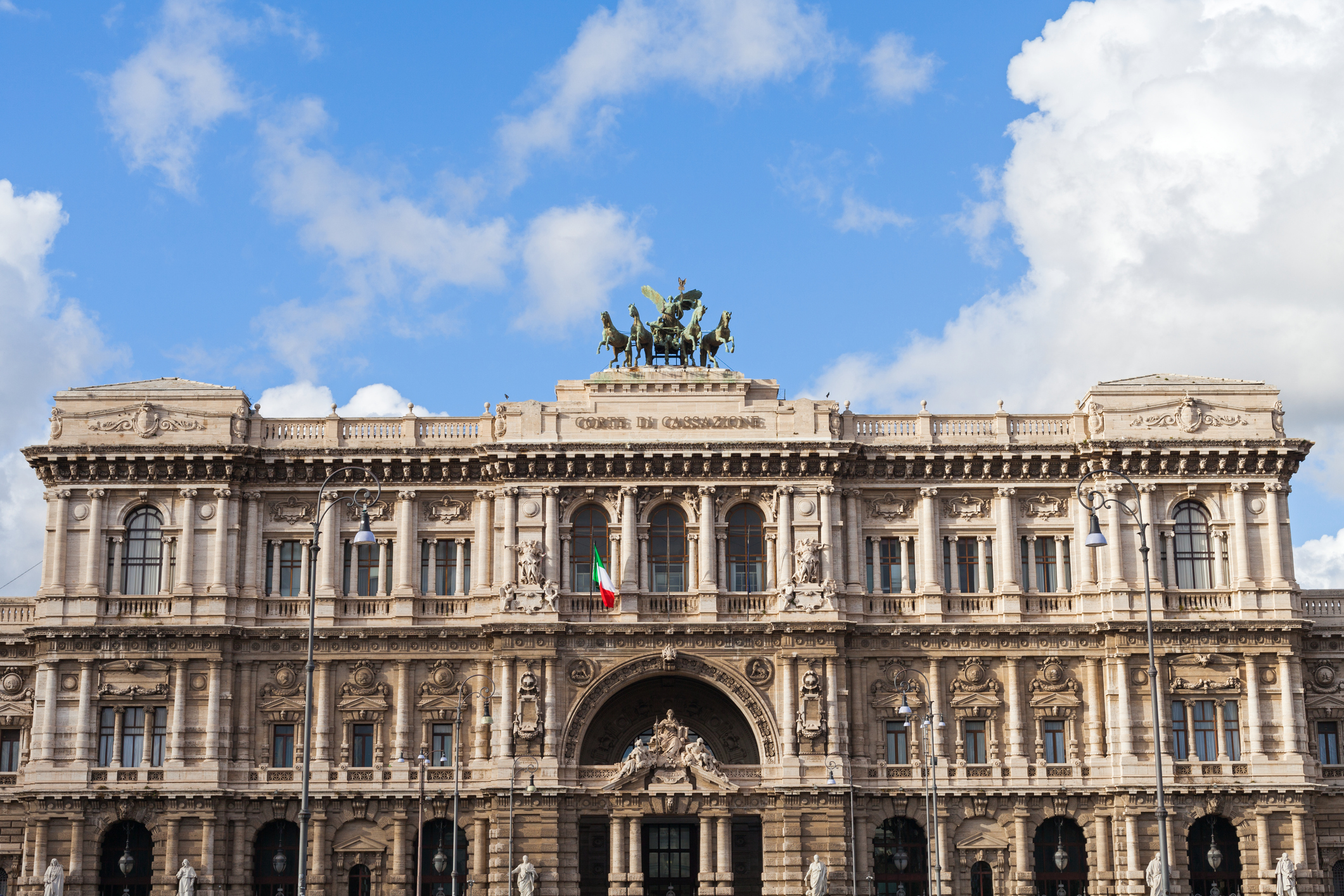 Anatocismo e contratti bancari ante Delibera CICR 9 febbraio 2000