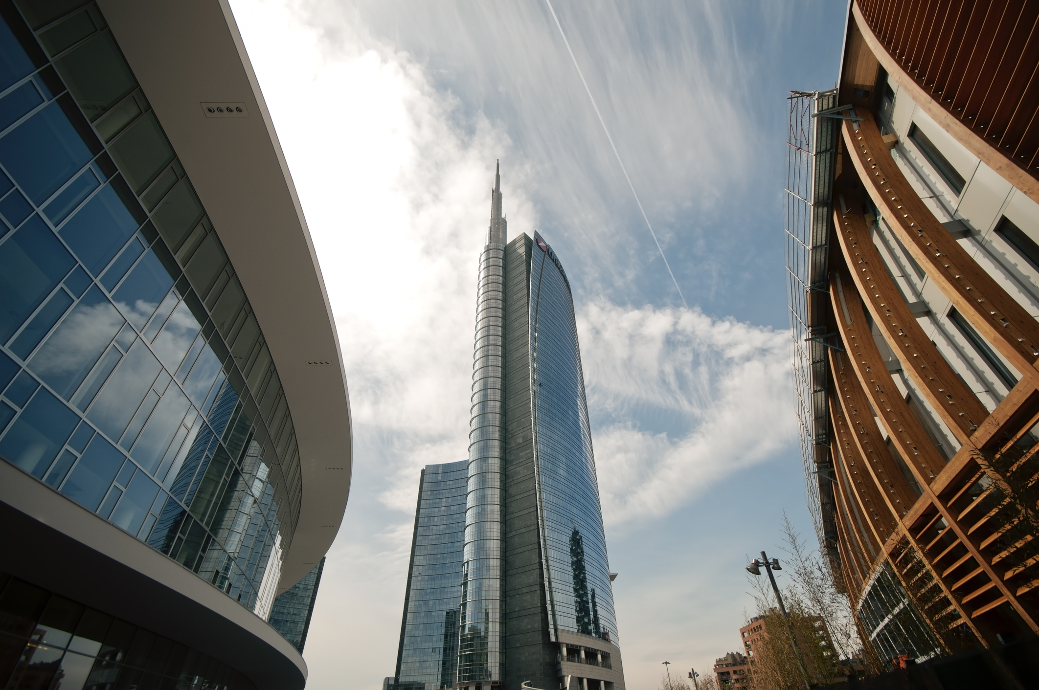 L’offerta pubblica di scambio promossa da Unicredit sulle azioni di Banco BPM: tra passivity rule e golden power